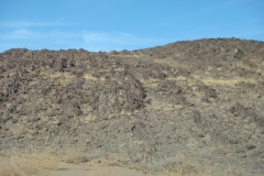 11 4 Weg zum Rhino Camp - schroffe Felsen 2